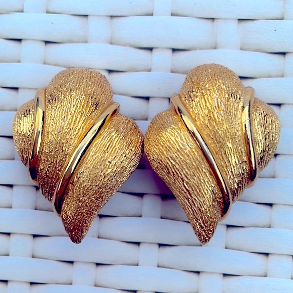 Christian Dior earrings - Picture 3 of 8